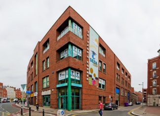 Conheça a SEDA College Prédio SEDA College em Dublin