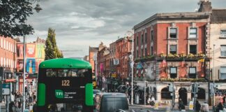 Como a Irlanda se tornou um país multicultural e o que isso significa para quem chega de fora